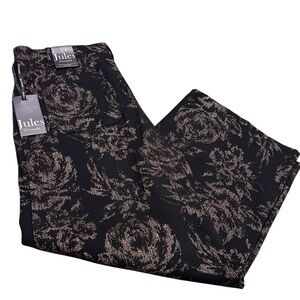 Wide Leg Trousers Floral Patterned Pants in a Metallic- Gold finish Size XL